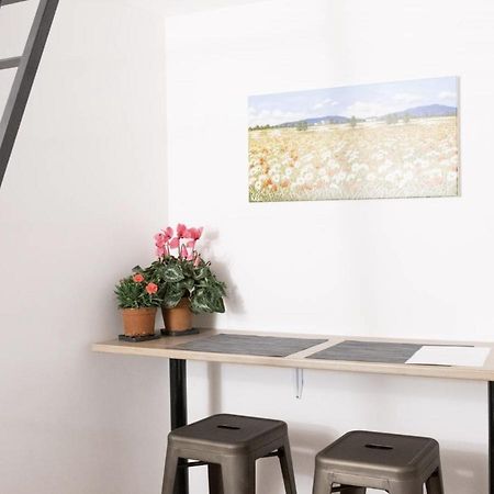 Appartamento Iflat Art In The Heart Of Roma Esterno foto