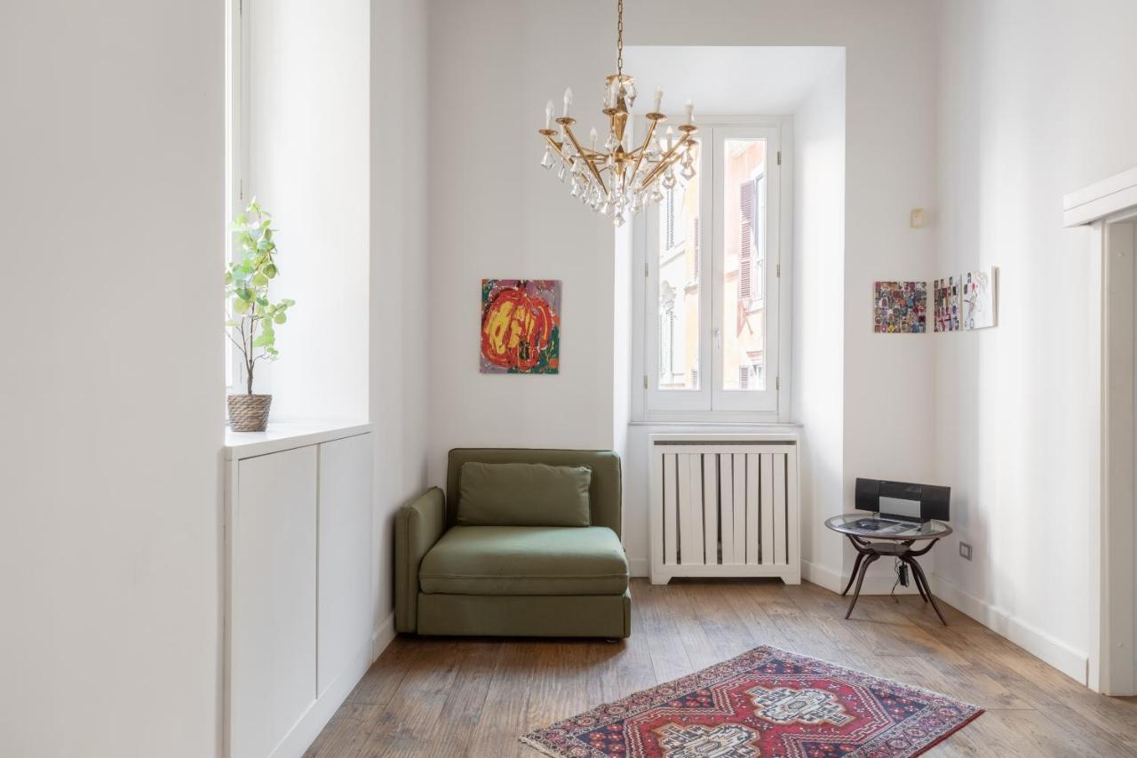 Appartamento Iflat Art In The Heart Of Roma Esterno foto