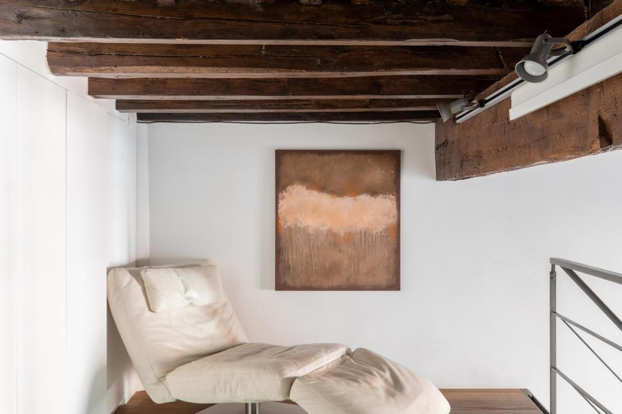 Appartamento Iflat Art In The Heart Of Roma Esterno foto