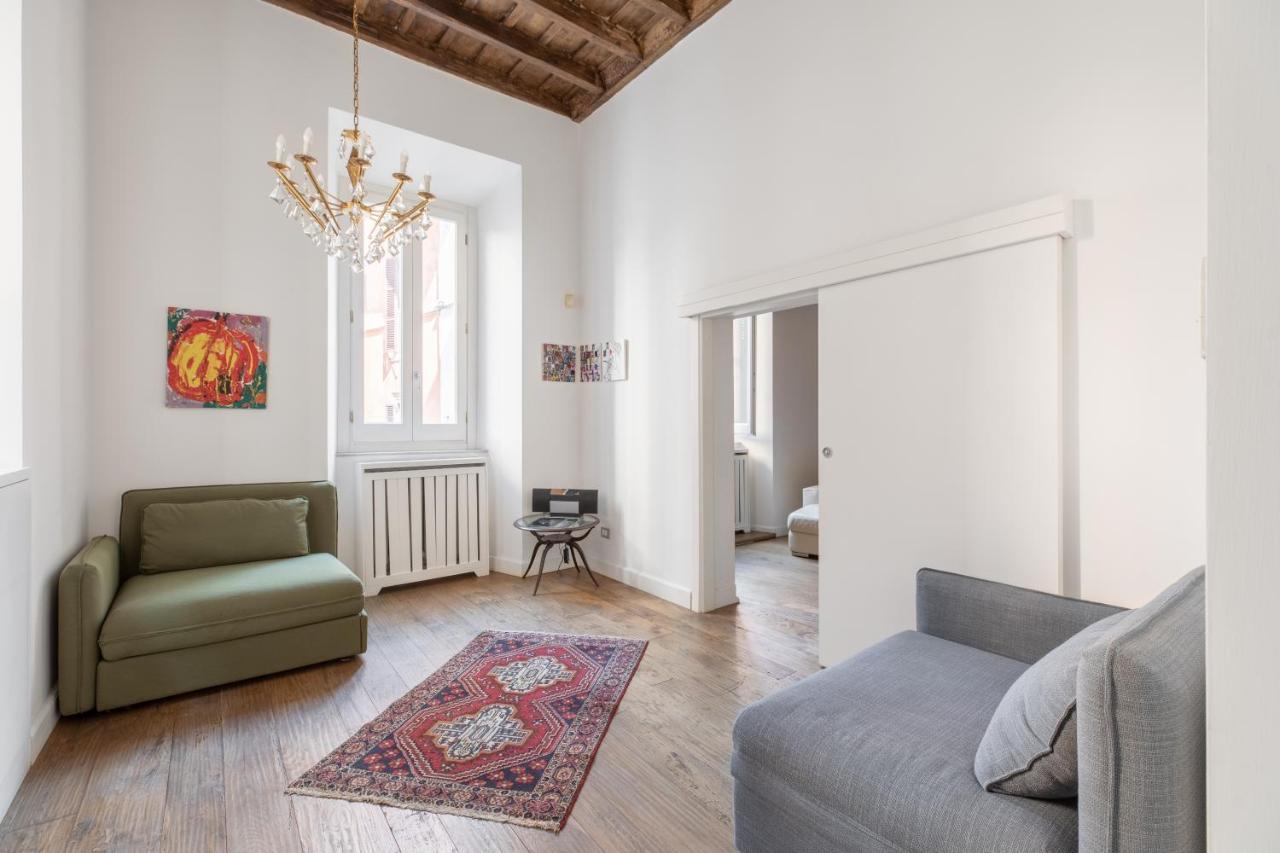 Appartamento Iflat Art In The Heart Of Roma Esterno foto